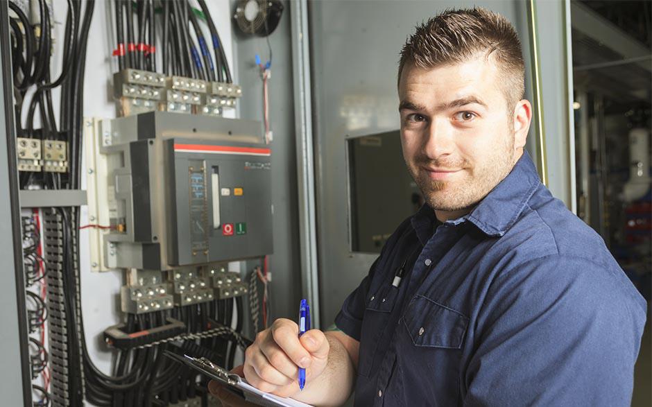 recherche électricien bâtiment Fontainebleau